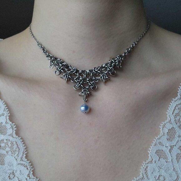 Vintage silver princess necklace with a blue pearl - Picture 10 of 10